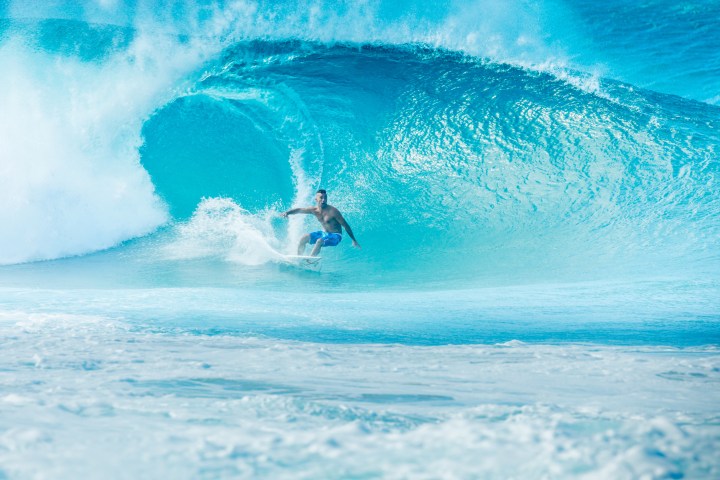 surfing in O'ahu